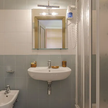 ホテル Antico Convento San Francesco バニャカヴァッロ